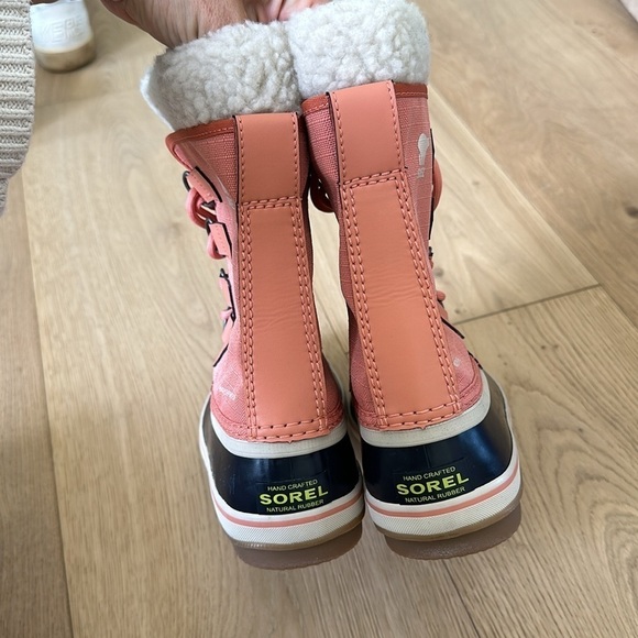 SOREL Winter Carnival Waterproof Boot (Women)
PARADOX PINK/ ABYSS, Size 7 M NWT - Picture 3 of 6